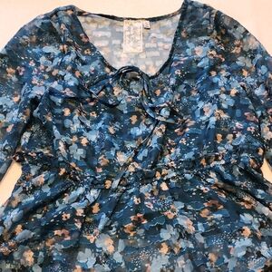 Sadie & Sage - Blouse - Built In Cami - Medium